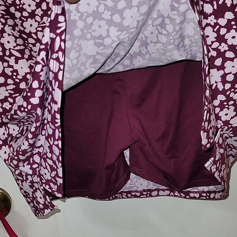 Tranquility skort purple flowers all over print stretchable pull on B8
